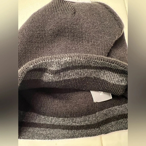NWT Michael Kors Reversible Hat Beanie Black One Size Fits Most - Picture 2 of 10